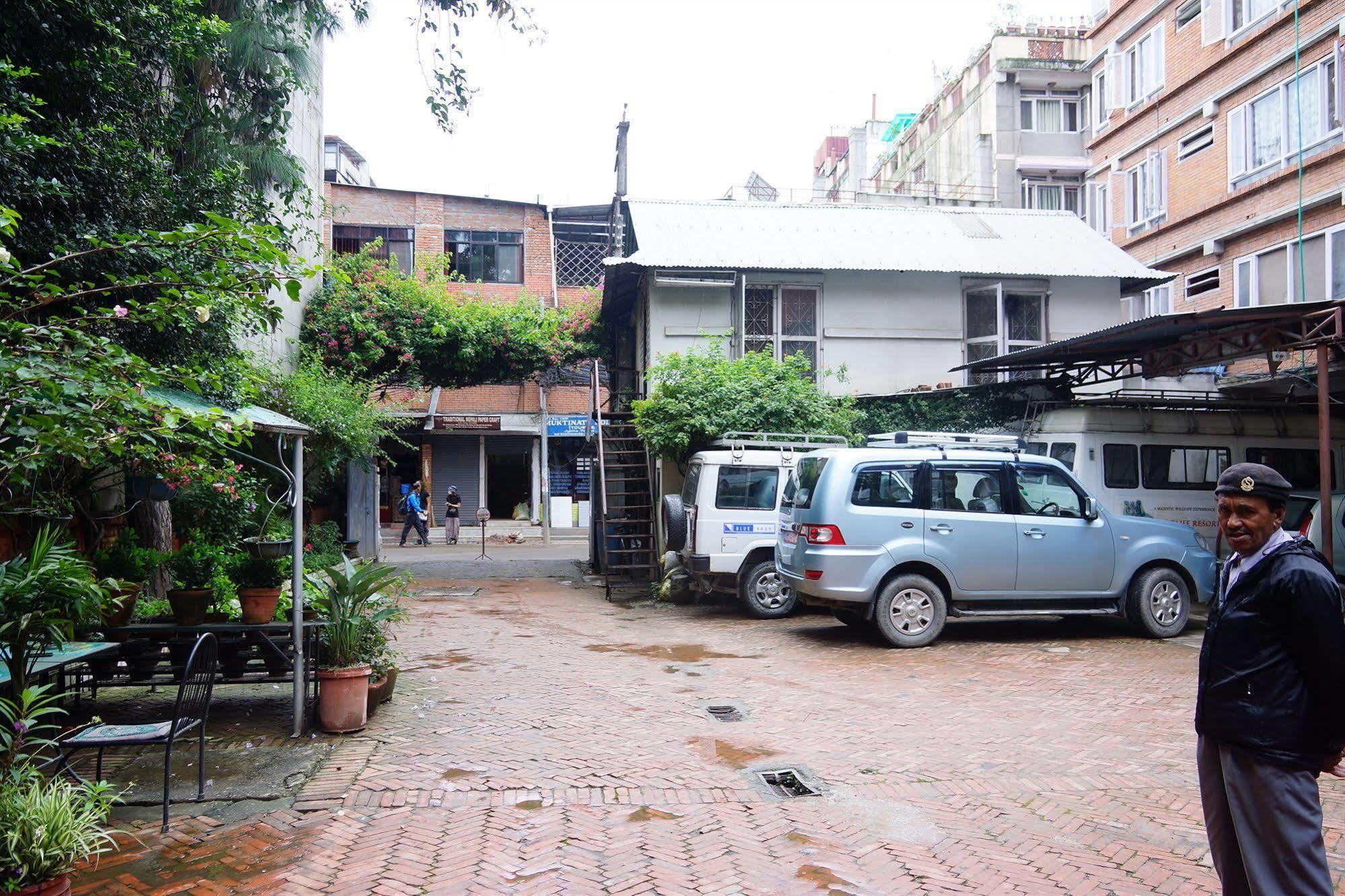 Hotel Blue Diamond Kathmandu Exterior photo